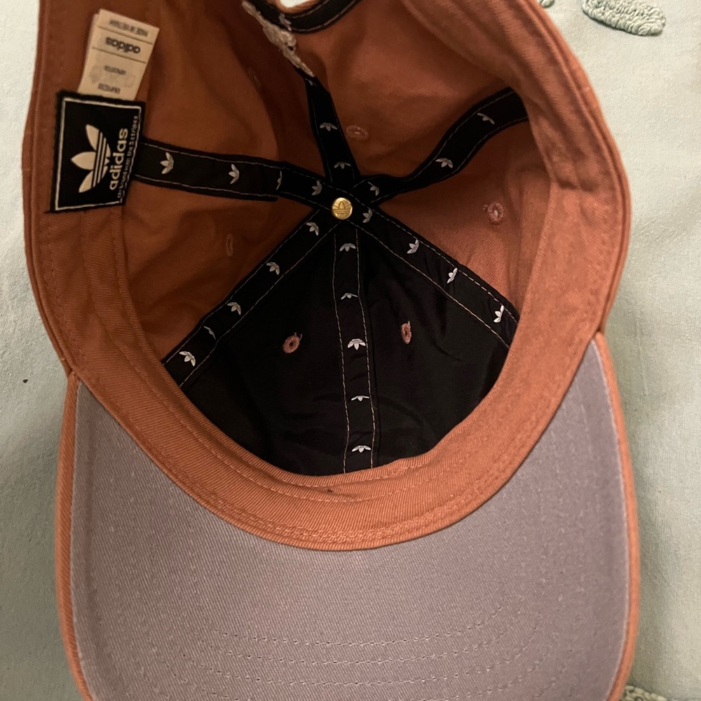Adidas Hat - Picture 4 of 5
